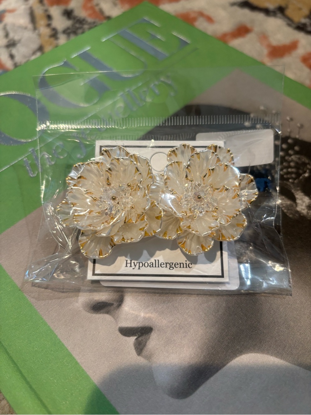 NEW Hypoallergenic White & Gold Floral Statement Earrings